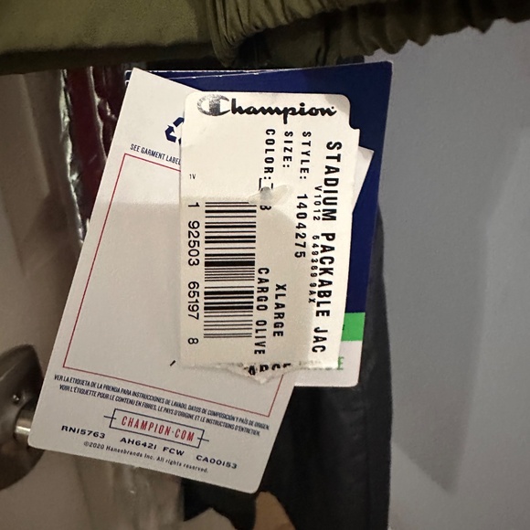 Columbia rain jacket - Picture 5 of 7